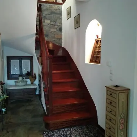 Melina's Mansion * Tsagarada