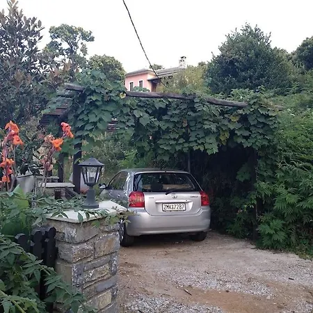 Melina's Mansion * Tsagarada