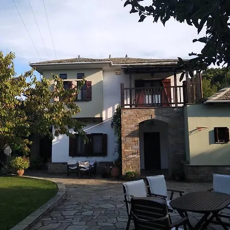 Melina's Mansion Apartment *