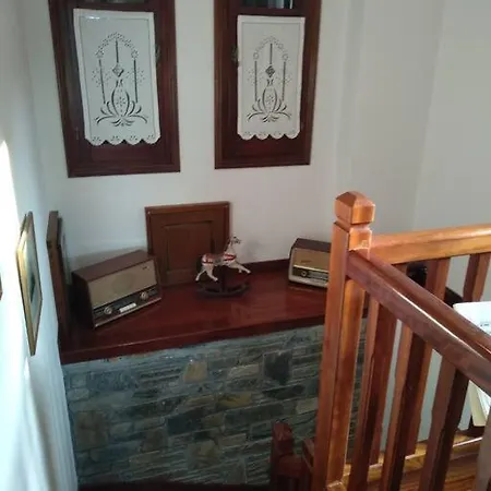 Апартаменты Melina's Mansion *