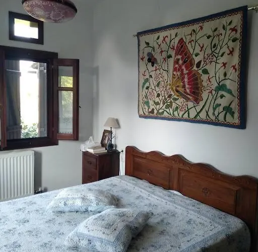 Melina's Mansion * טסגרדה