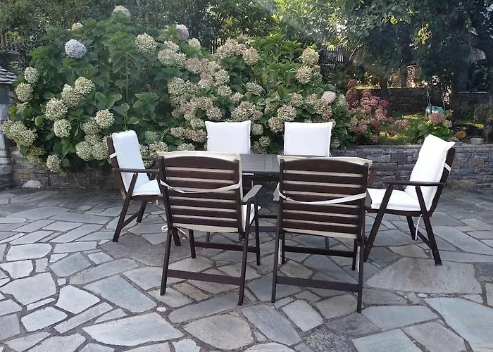 Melina's Mansion דירה טסגרדה