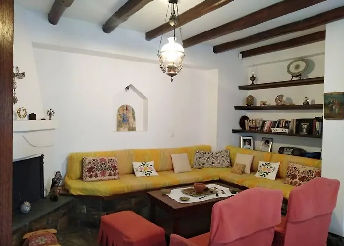 Melina's Mansion דירה